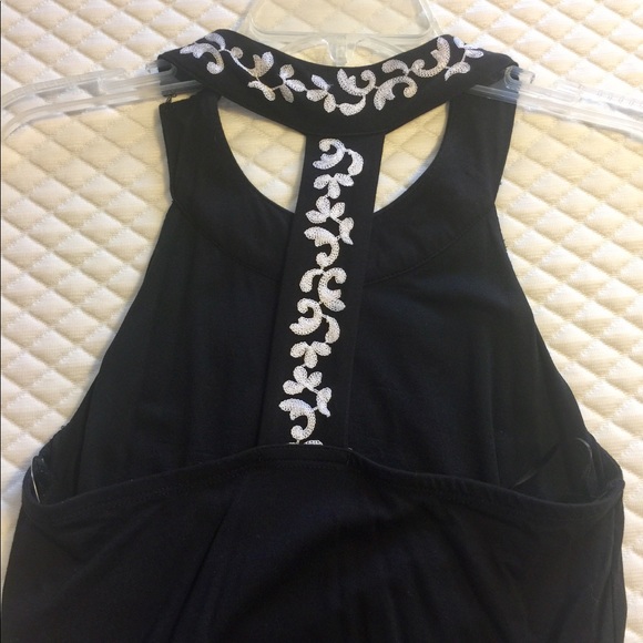 Gorgeous!Black&white embellished dress with t-back - Picture 2 of 3